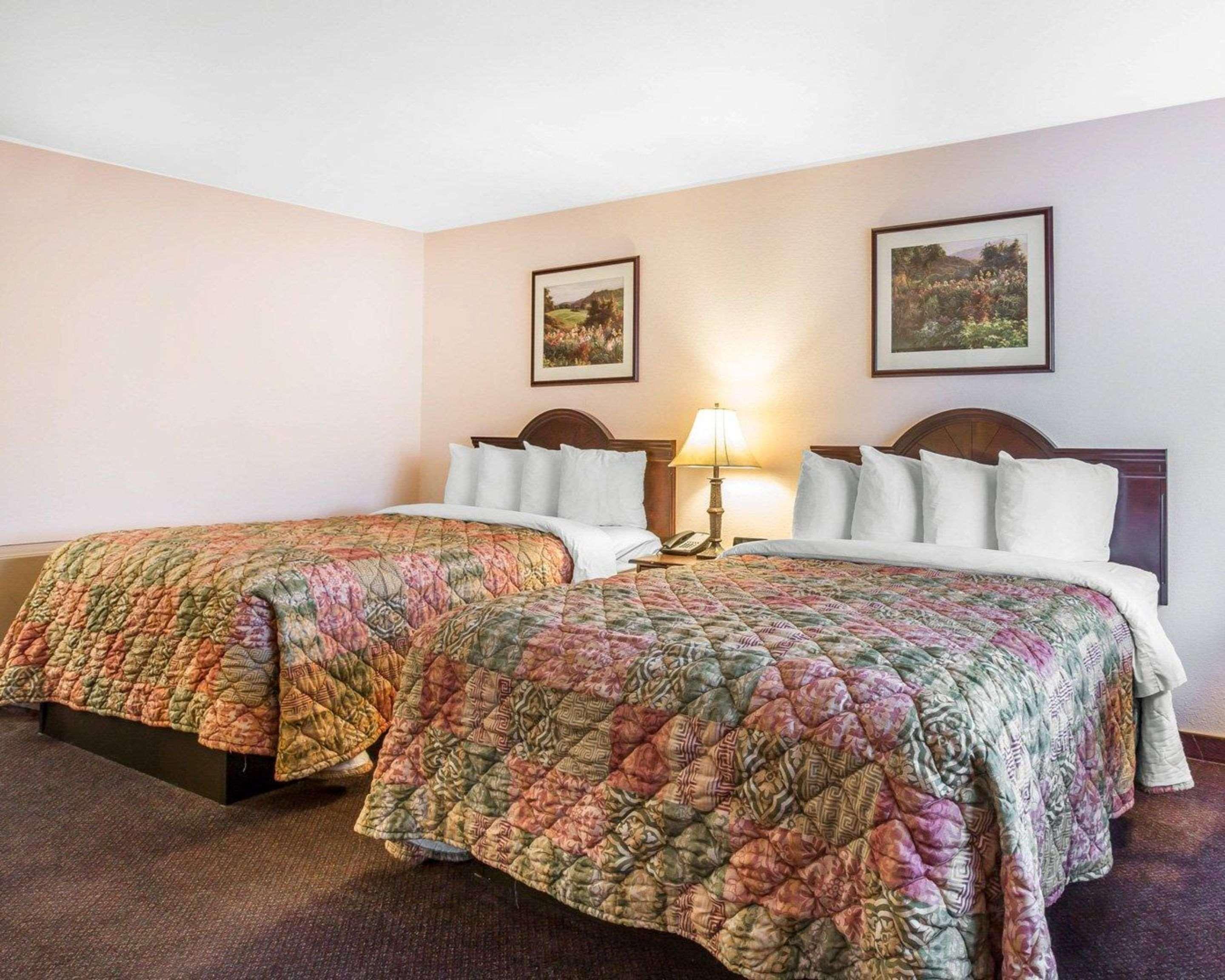Quality & Shingle Springs Hotel