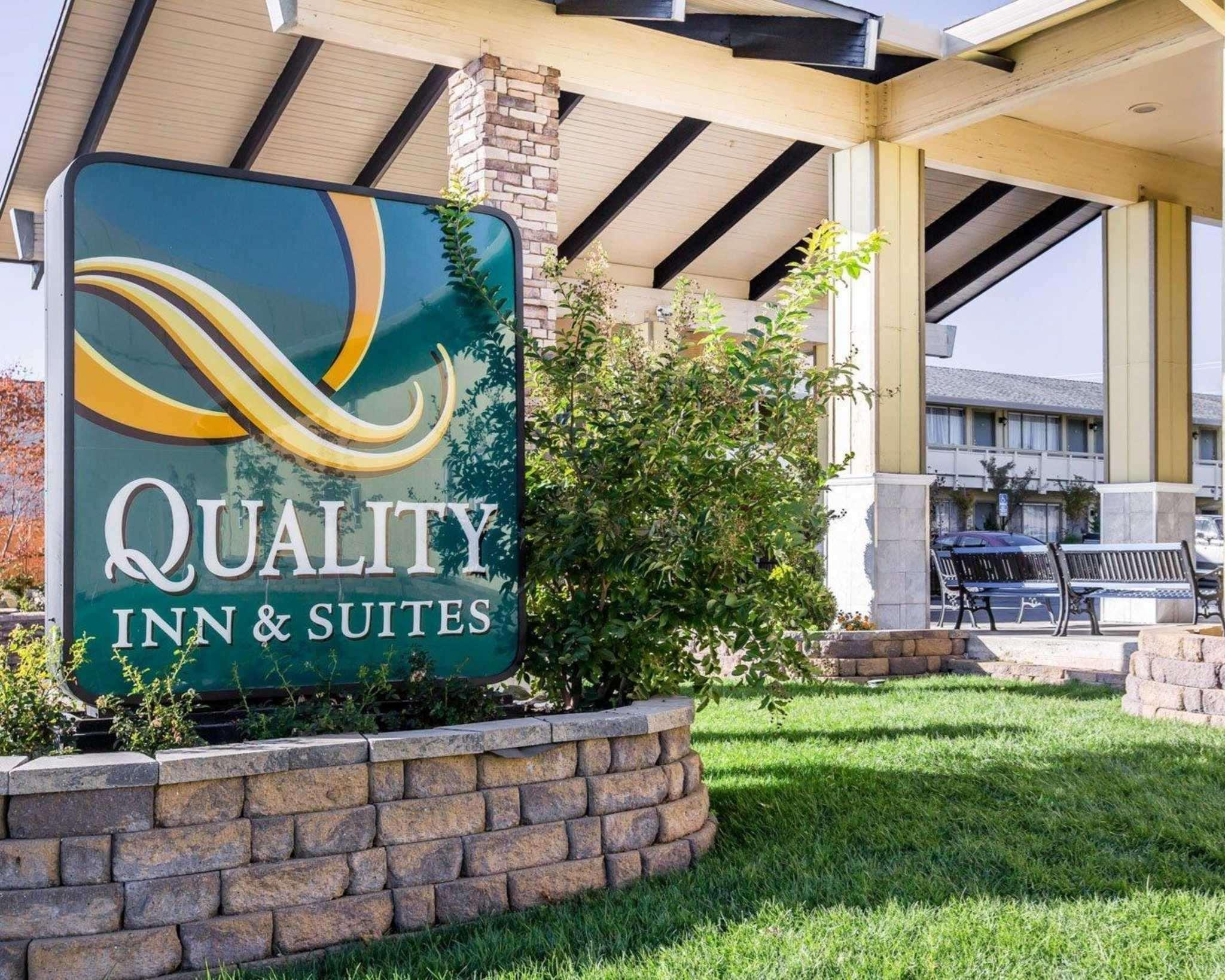 Hotel Quality & Shingle Springs Cameron Park