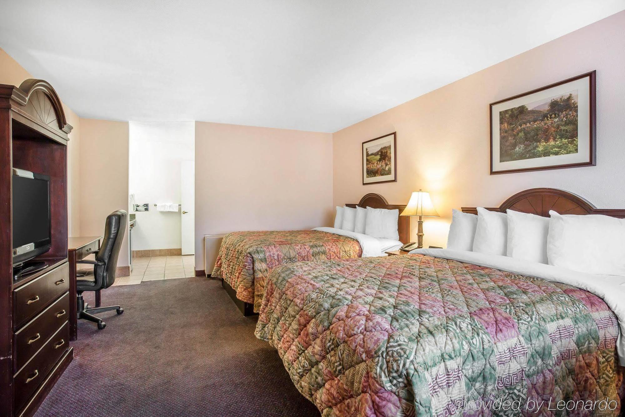 Hotel Quality & Shingle Springs 2*